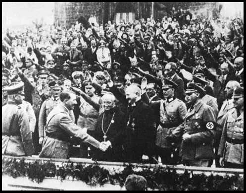 Católico Hitler con Católico Reich Obispo Muller